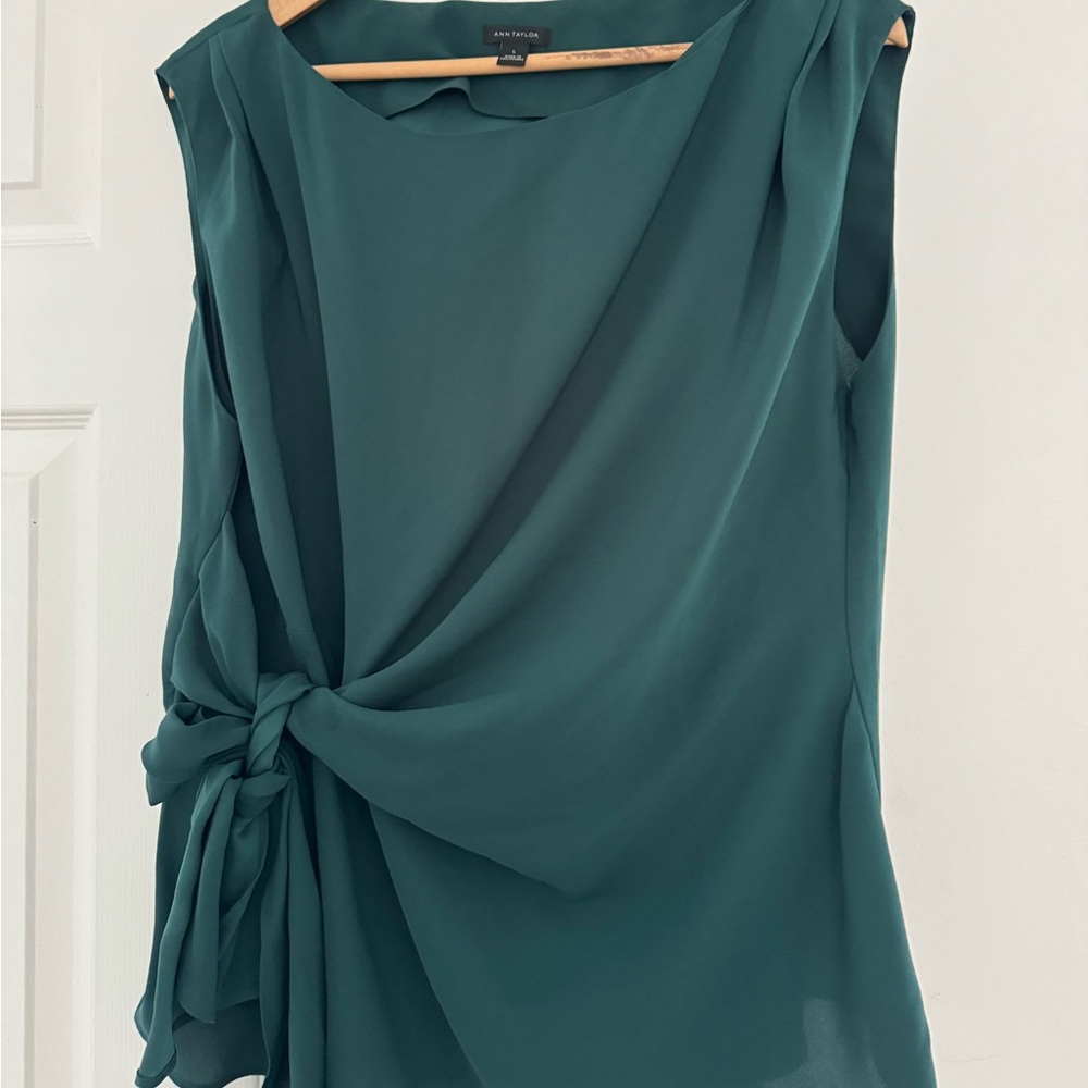 Ann taylor green blouse